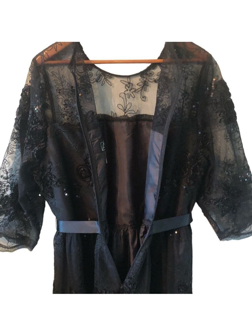 Black Lace Special Occasion Dress with Sequins Size 16W Midi Elbow Sleeves - Picture 10 of 13
